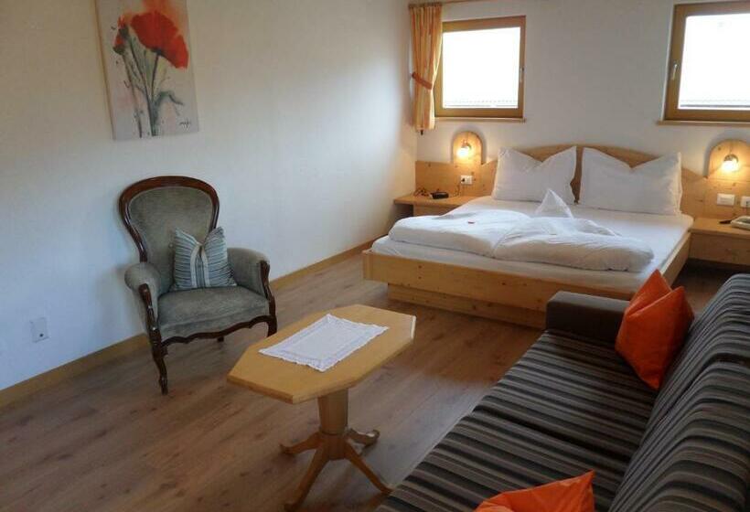 חדר סופריור, Fleuralp