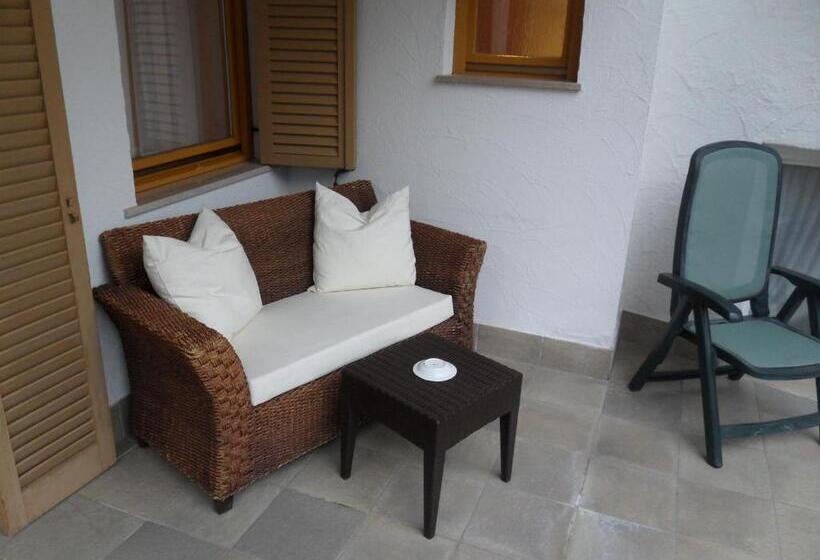 סוויטת ג'וניור עם טרסה, Fleuralp