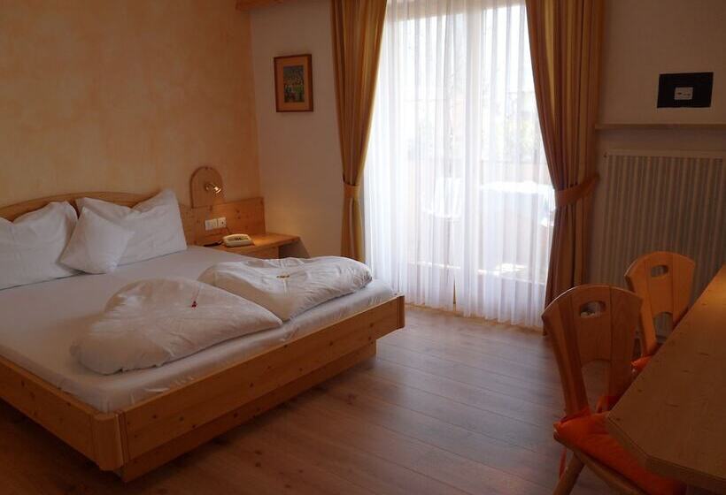 חדר סטנדרט, Fleuralp