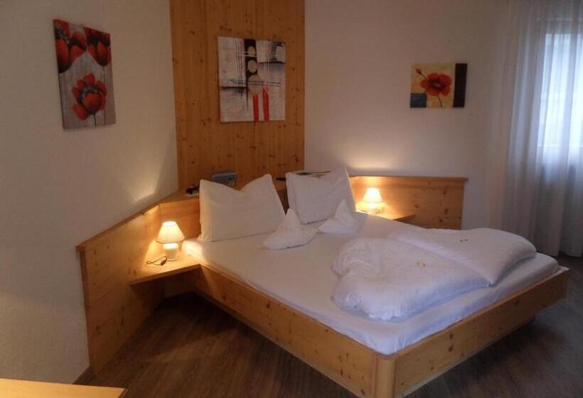 סוויטת ג'וניור עם טרסה, Fleuralp