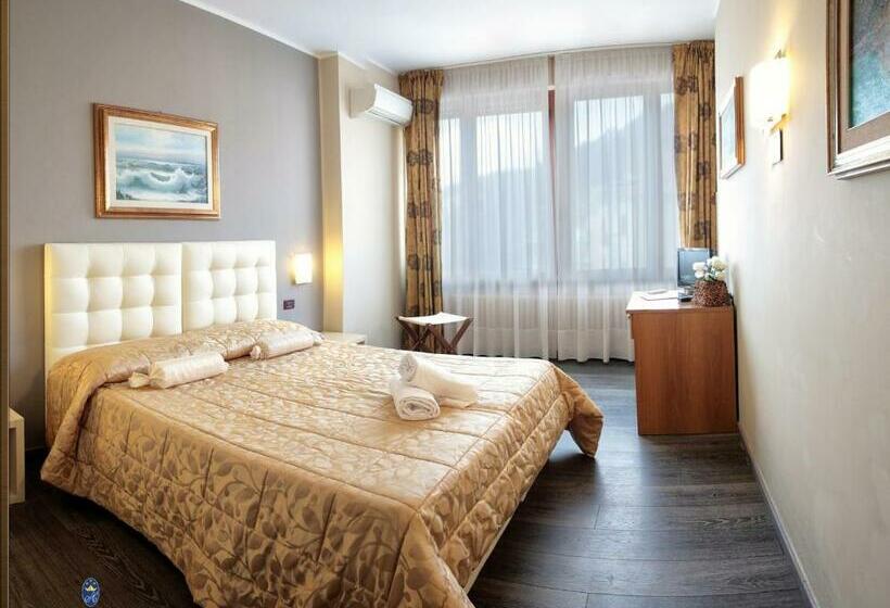 クラシックルーム, Italia