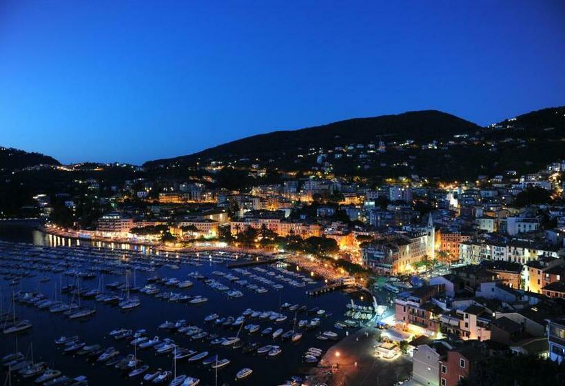 Классический Номер, Italia