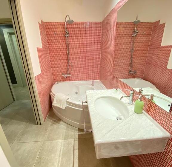 Номер Стандарт с Гидромассажем, New Bcomfort