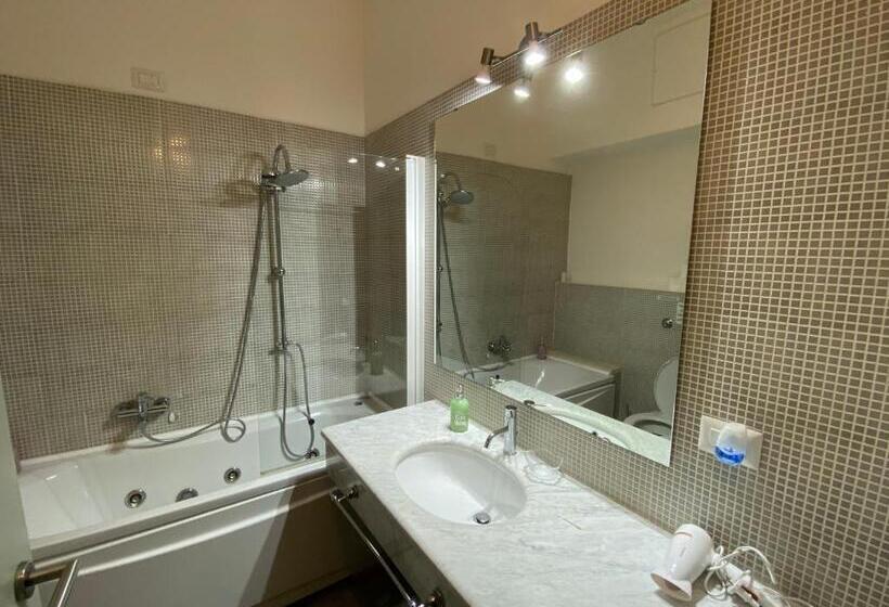 Стандартный Номер Кровать Кинг, New Bcomfort