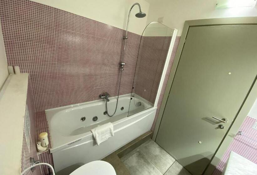 Стандартный Номер Кровать Кинг, New Bcomfort