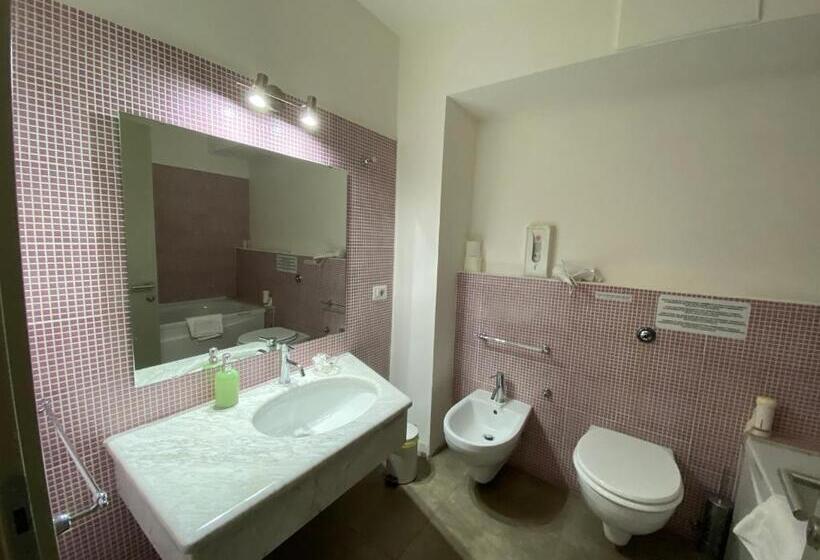 Стандартный Номер Кровать Кинг, New Bcomfort