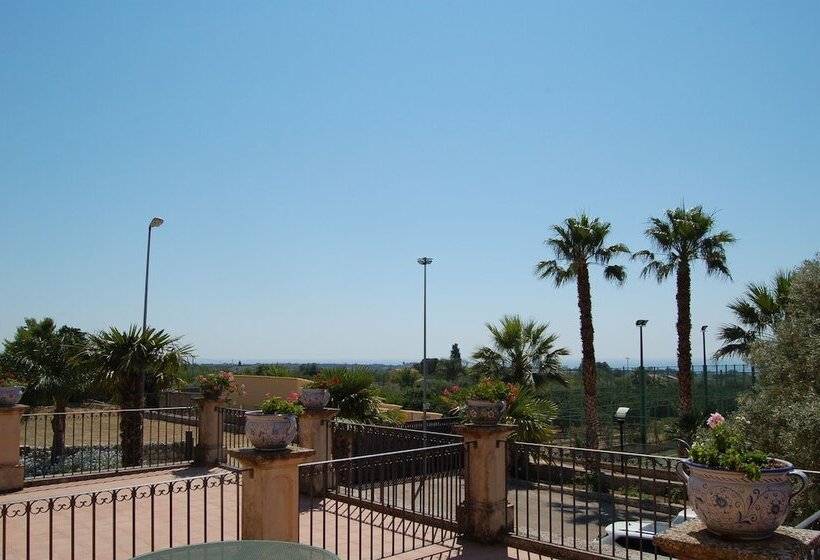 Одноместный Номер с Террасой, Nuovo Castello Crisilio