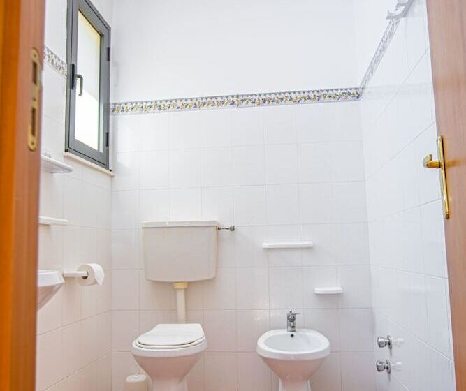 Номер Стандарт Трехместный, Nuovo Castello Crisilio