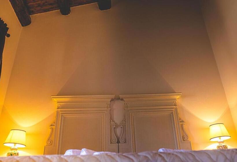 Номер Стандарт, Nuovo Castello Crisilio