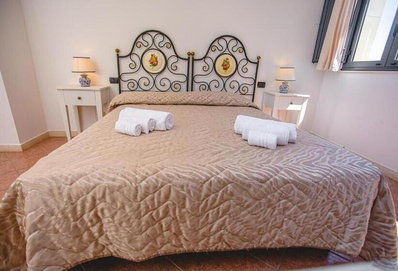 Номер Стандарт Трехместный, Nuovo Castello Crisilio