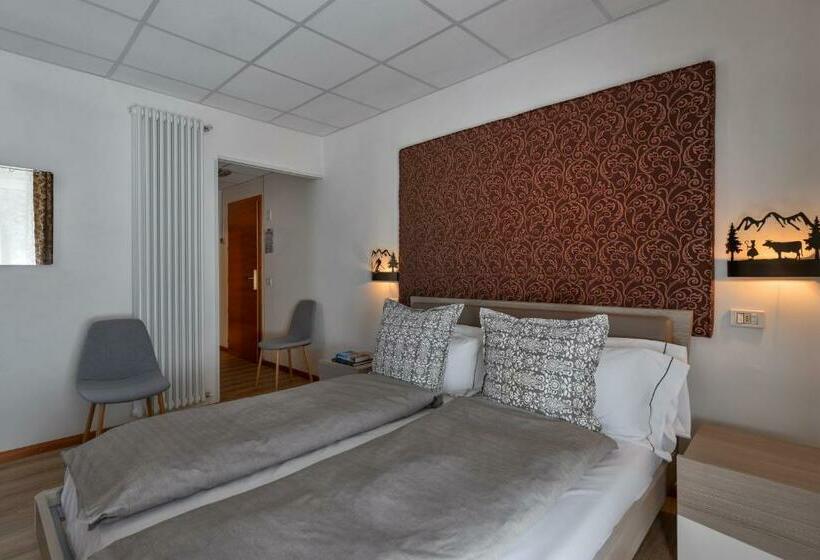 חדר סופריור, Pejo