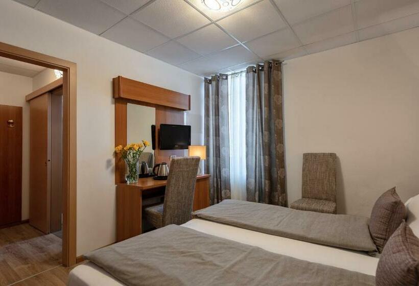 חדר קומפורט, Pejo