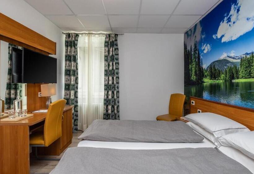 חדר קומפורט, Pejo