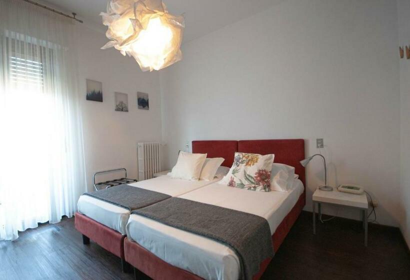 スーペリアールーム, Peler