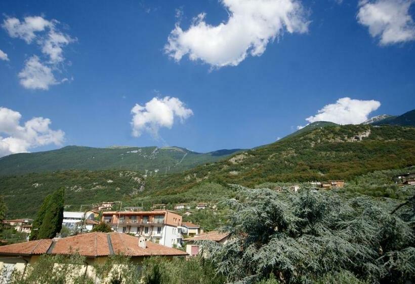 スーペリアールーム, Peler