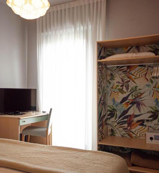 스탠다드 룸, Peler