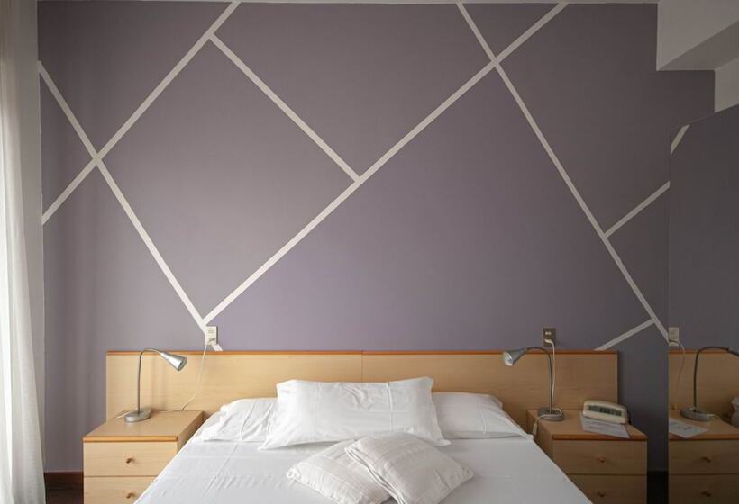 스탠다드 룸, Peler