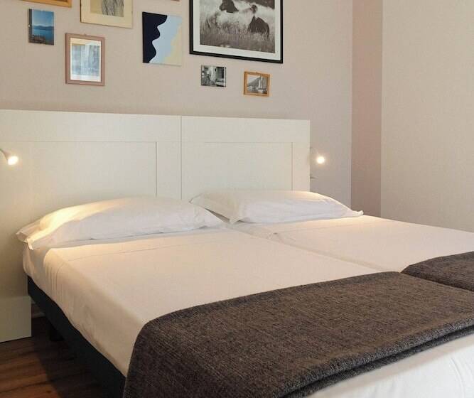 스탠다드 룸, Peler