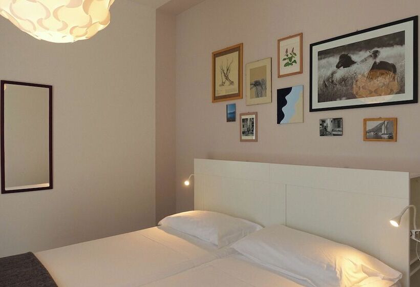 스탠다드 룸, Peler