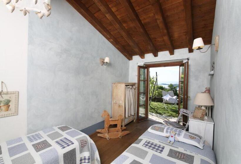 2 Bedrooms Apartment Lake View, Premignaga Natural Home