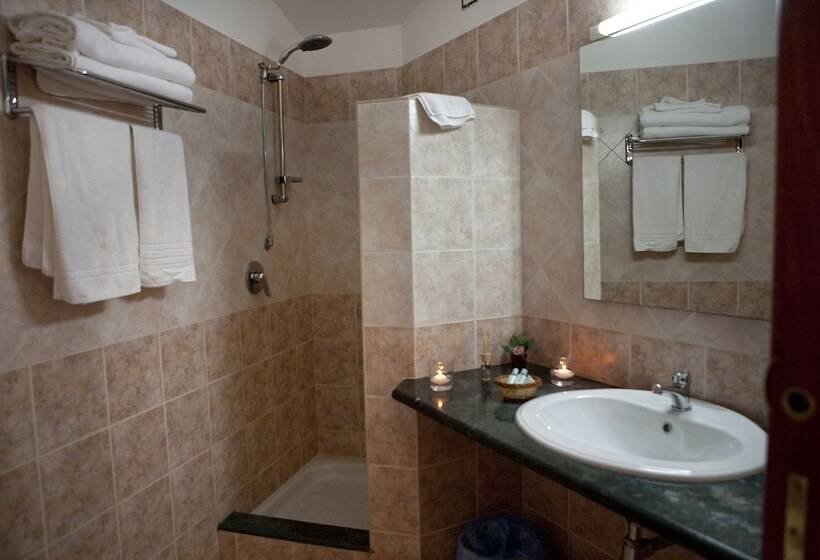 Четырехместный Номер Стандарт, B&b Puerto Seguro