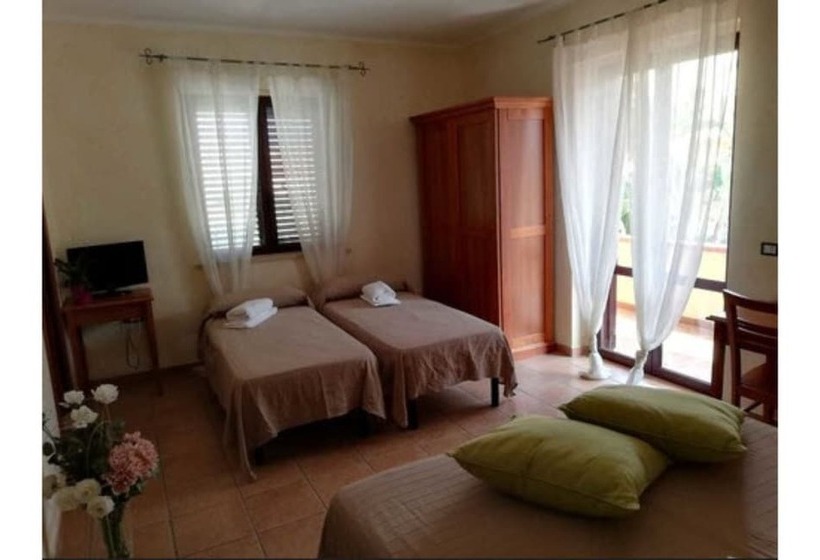 スタンダード４人部屋, B&b Puerto Seguro