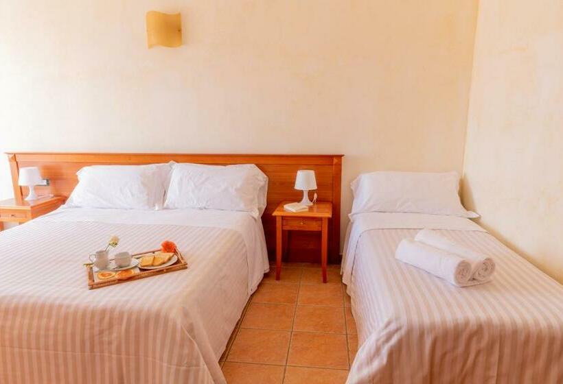 스탠다드 트리플 룸, B&b Puerto Seguro