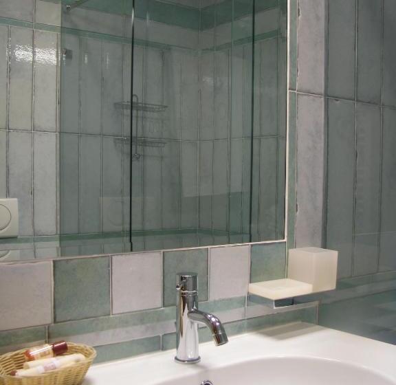 اتاق استاندارد یک نفره, Ristorante Vecchia Riva