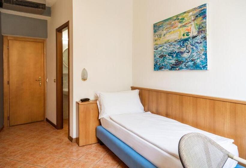 スタンダードシングルルーム, Aria Life