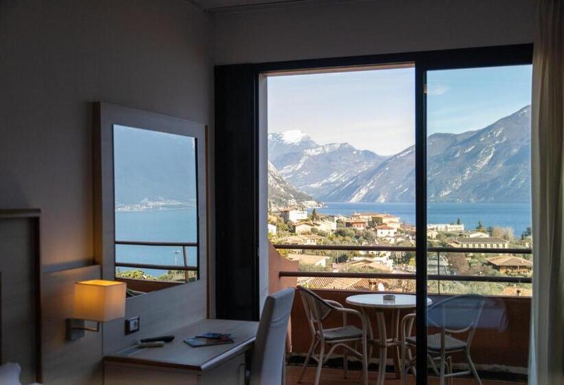 キングサイズベッドのスタンダードルーム, Aria Life