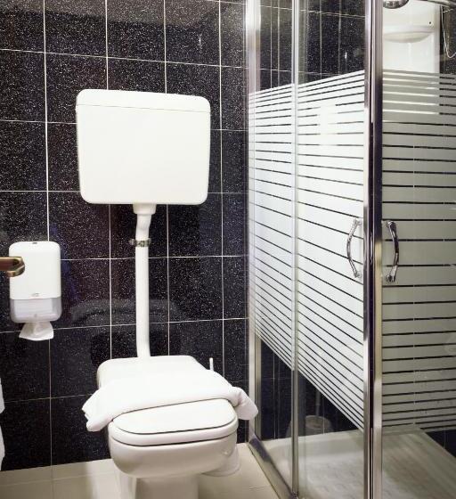 スーペリアトリプルルーム, Aria Life