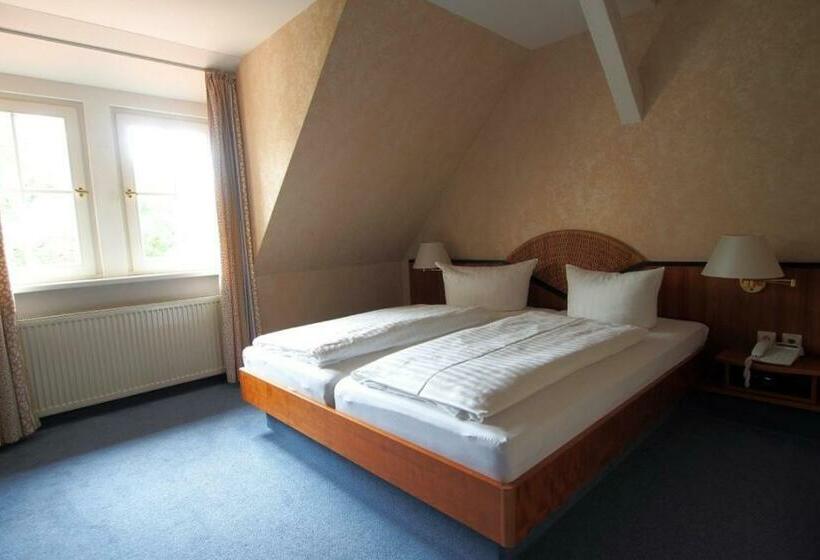 标准间, Schlossvilla Derenburg