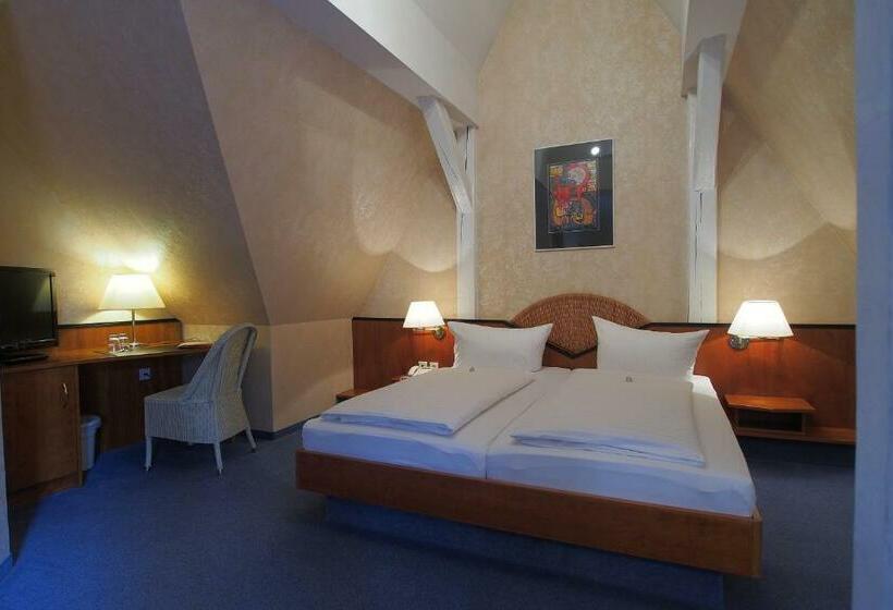 标准间, Schlossvilla Derenburg