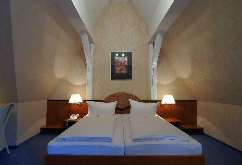 标准间, Schlossvilla Derenburg