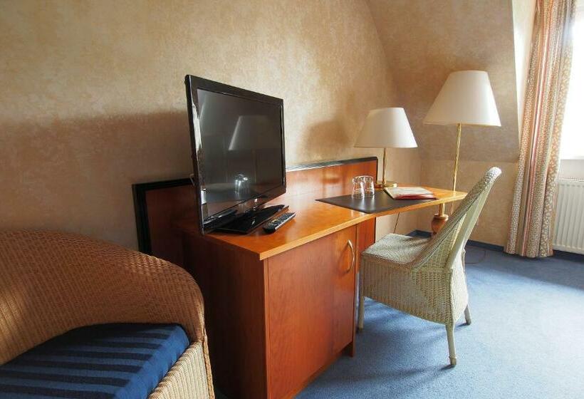 标准间, Schlossvilla Derenburg