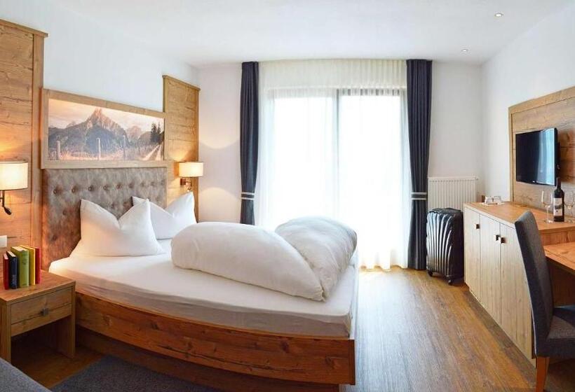 Номер Стандарт с Балконом, Trenker