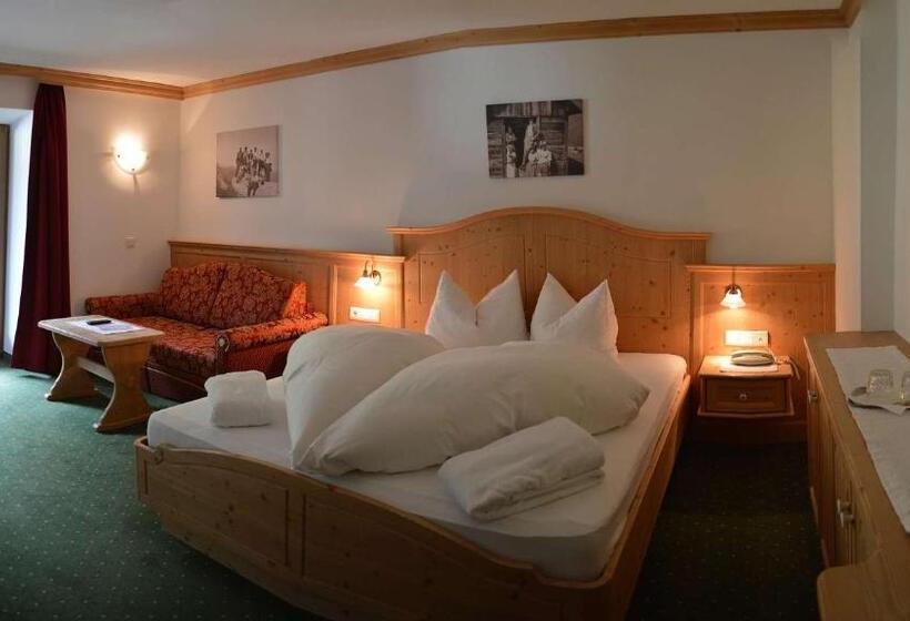 Comfort room with balcony, Trenker