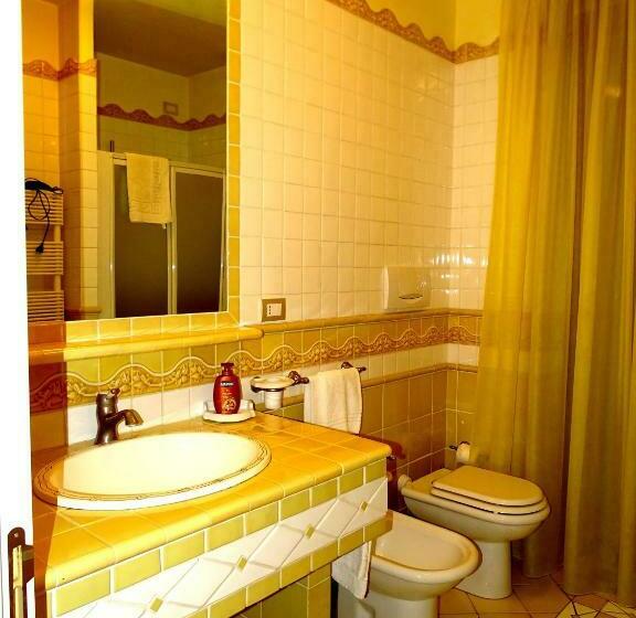 豪华三人间, Villa Gioia Rooms