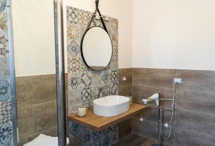 四人豪华间, Villa Pollina