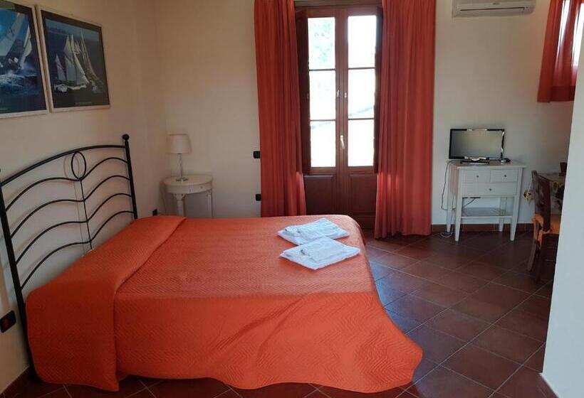 Студио Стандарт с Террасой, Villaggio Turistico Airone