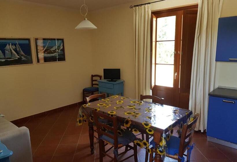 Апартаменты 3 Спальни, Villaggio Turistico Airone