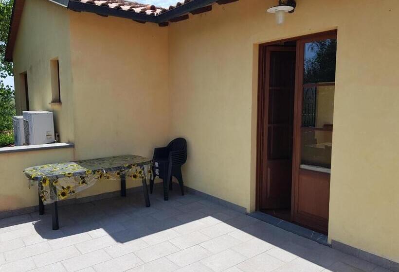 Апартаменты 3 Спальни, Villaggio Turistico Airone