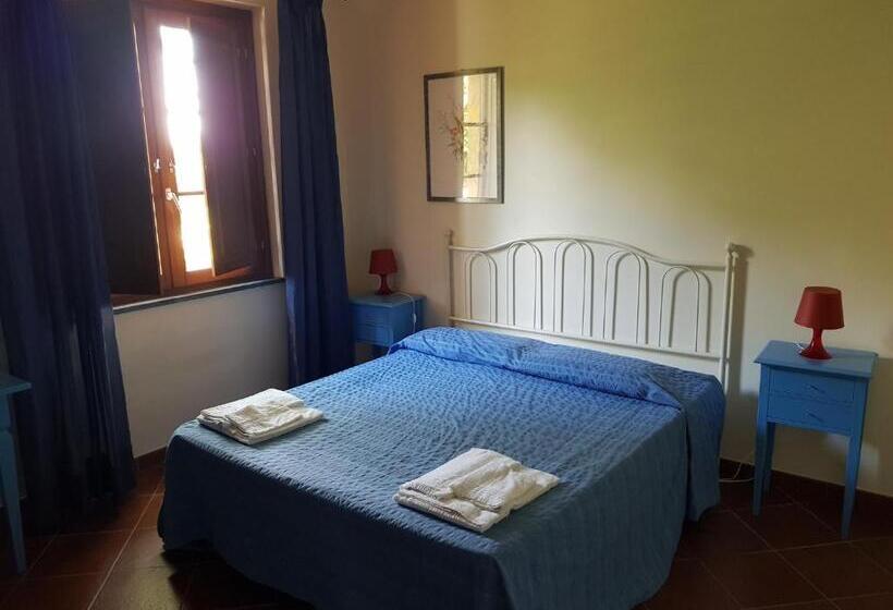 Апартаменты 3 Спальни, Villaggio Turistico Airone