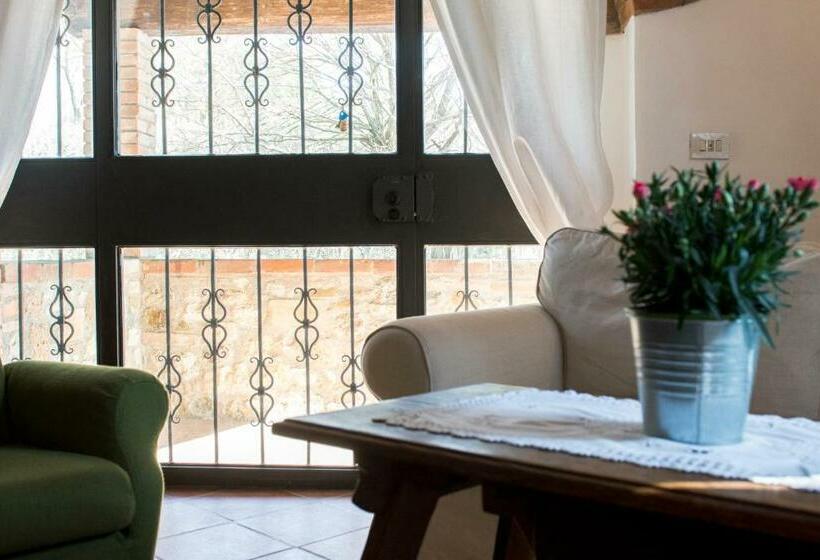 דירת שלושה חדרים, Agriturismo Pometti   Fattoria La Selva