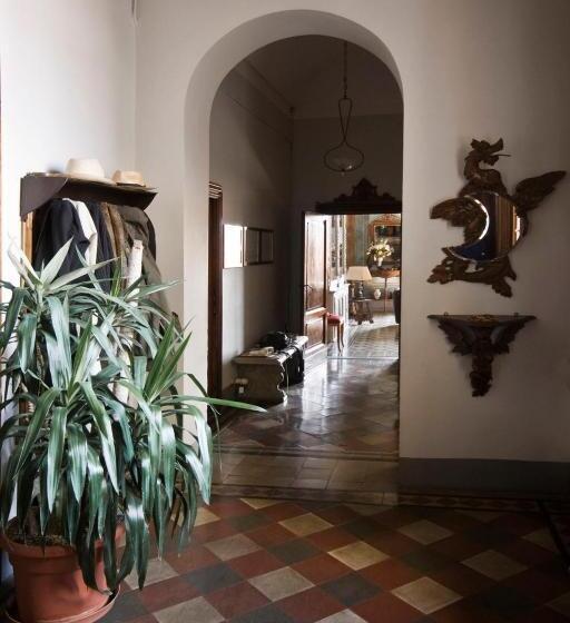 اتاق استاندارد سه تخته با سرویس بهداشتی مشترک, B&b Canto Alla Porta Vecchia