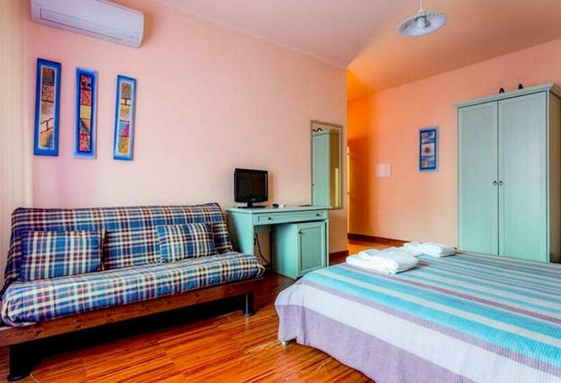 חדר משפחתי, Bosa Guest House