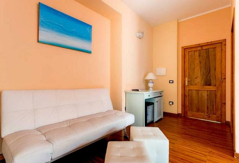 Люкс, Bosa Guest House