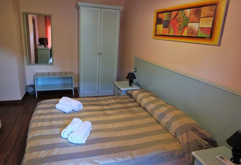 Номер Стандарт, Bosa Guest House