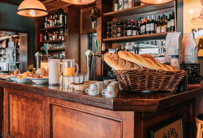 غرفة أساسية حمام مشترك, Cafe Restaurant Abina