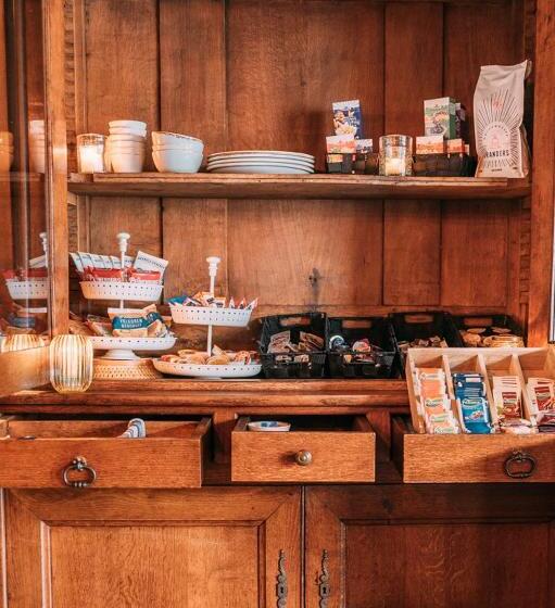 غرفة قياسية فردية حمام مشترك, Cafe Restaurant Abina